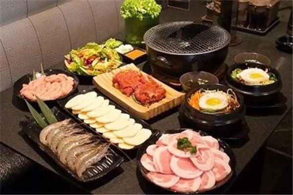 餐饮加盟韩国品牌有哪些（探寻韩国美食加盟商机）