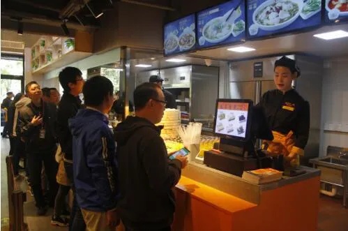 深圳餐饮加盟有哪些品牌（深度解析深圳餐饮市场）