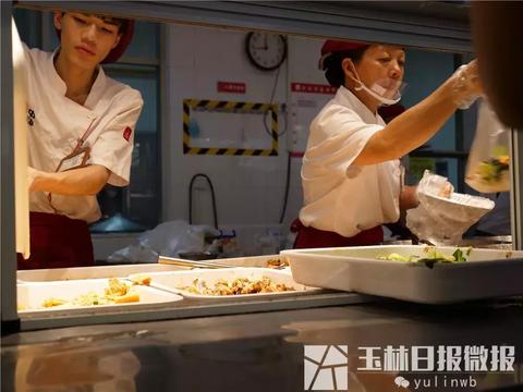 食堂外卖加盟店利润多少（外卖加盟店经营盈利分析）