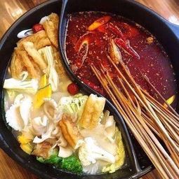 重庆砂锅串串加盟热线多少（砂锅串串加盟店）