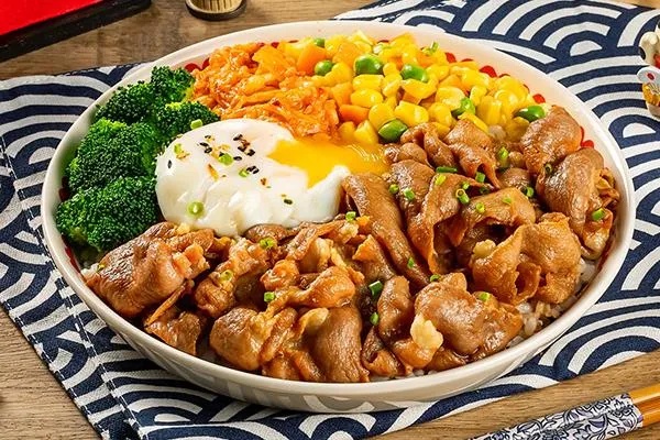 范小野日式丼饭加盟费用及其相关因素探讨