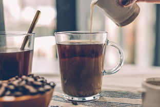 奶茶铺加盟赚多少佣金？揭秘奶茶行业高收入背后的秘密