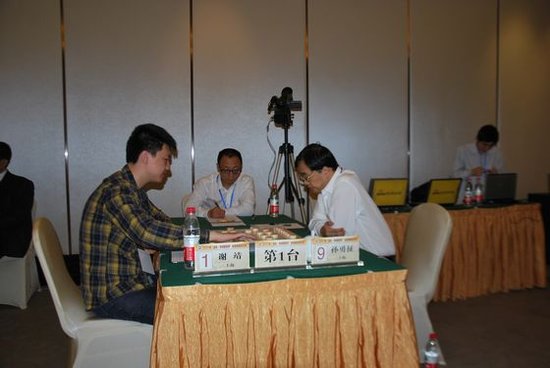 赵鑫鑫象棋比赛视频 中国象棋特级大师赵鑫鑫比赛视频